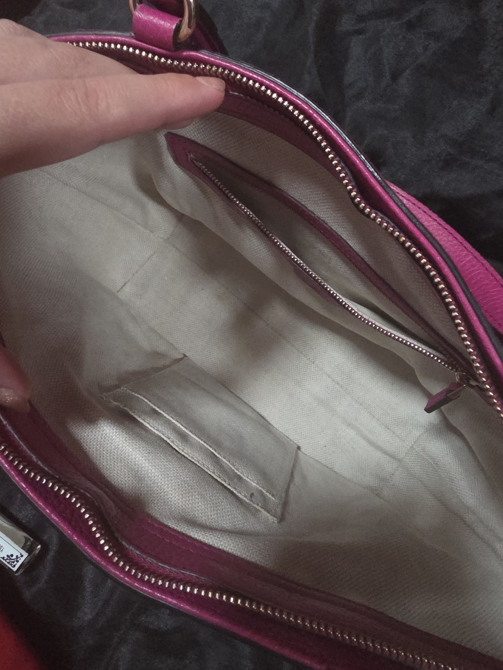 Gucci Pink Soho Pebbled Leather Tote with Tassel - Picture 7 of 16